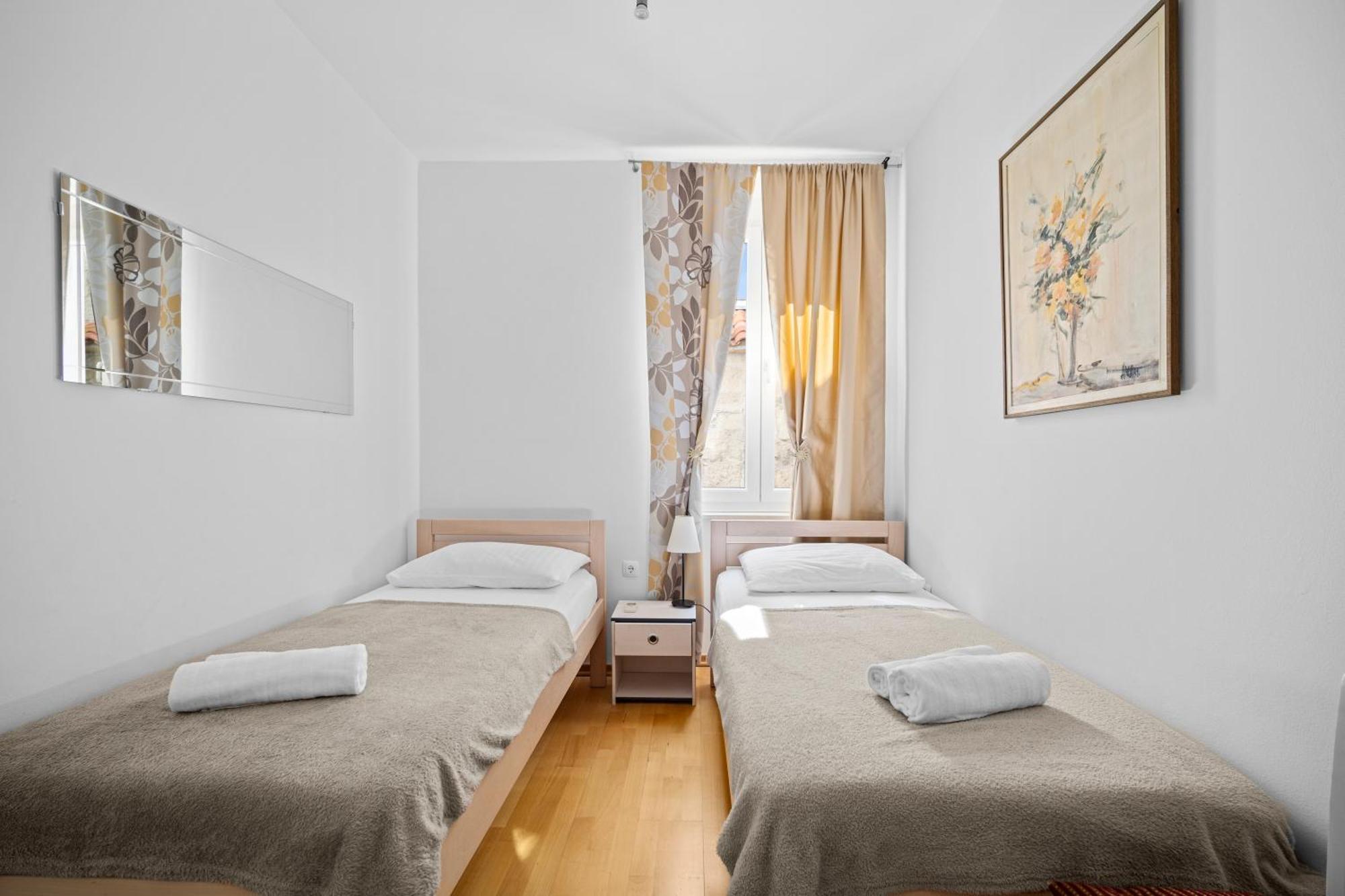 Apartment Bose Split Ngoại thất bức ảnh