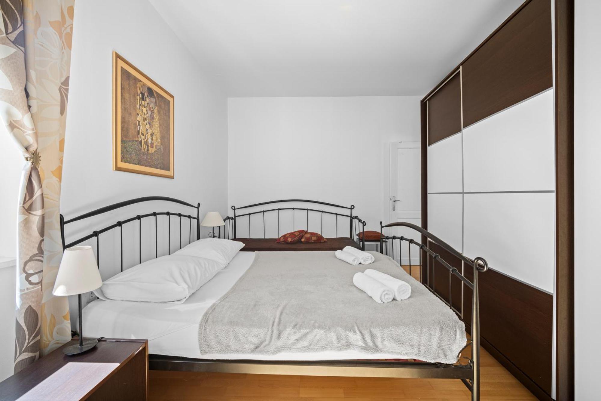 Apartment Bose Split Ngoại thất bức ảnh
